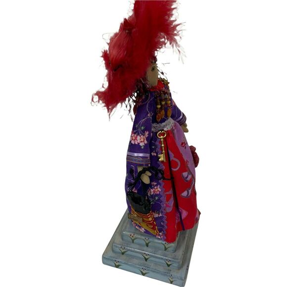 Marilyn Berg Handmade Decorative Beautiful Red Hat Lady Fiber Art Statue - Picture 2 of 11